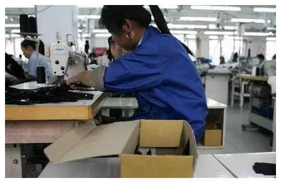 六七十年代與當(dāng)下工廠工時(shí)制度差異的探析 從8小時(shí)工作制到職業(yè)中介服務(wù)的轉(zhuǎn)變