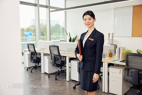 數字化時代女性房產中介銷售形象與網絡技術開發的融合之道